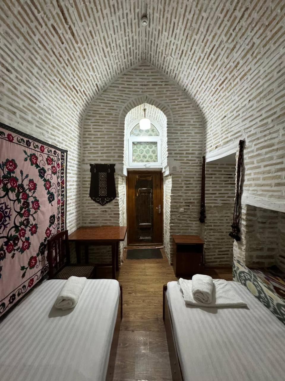 Ohun 18Th Century Caravansarai Бухара Екстер'єр фото