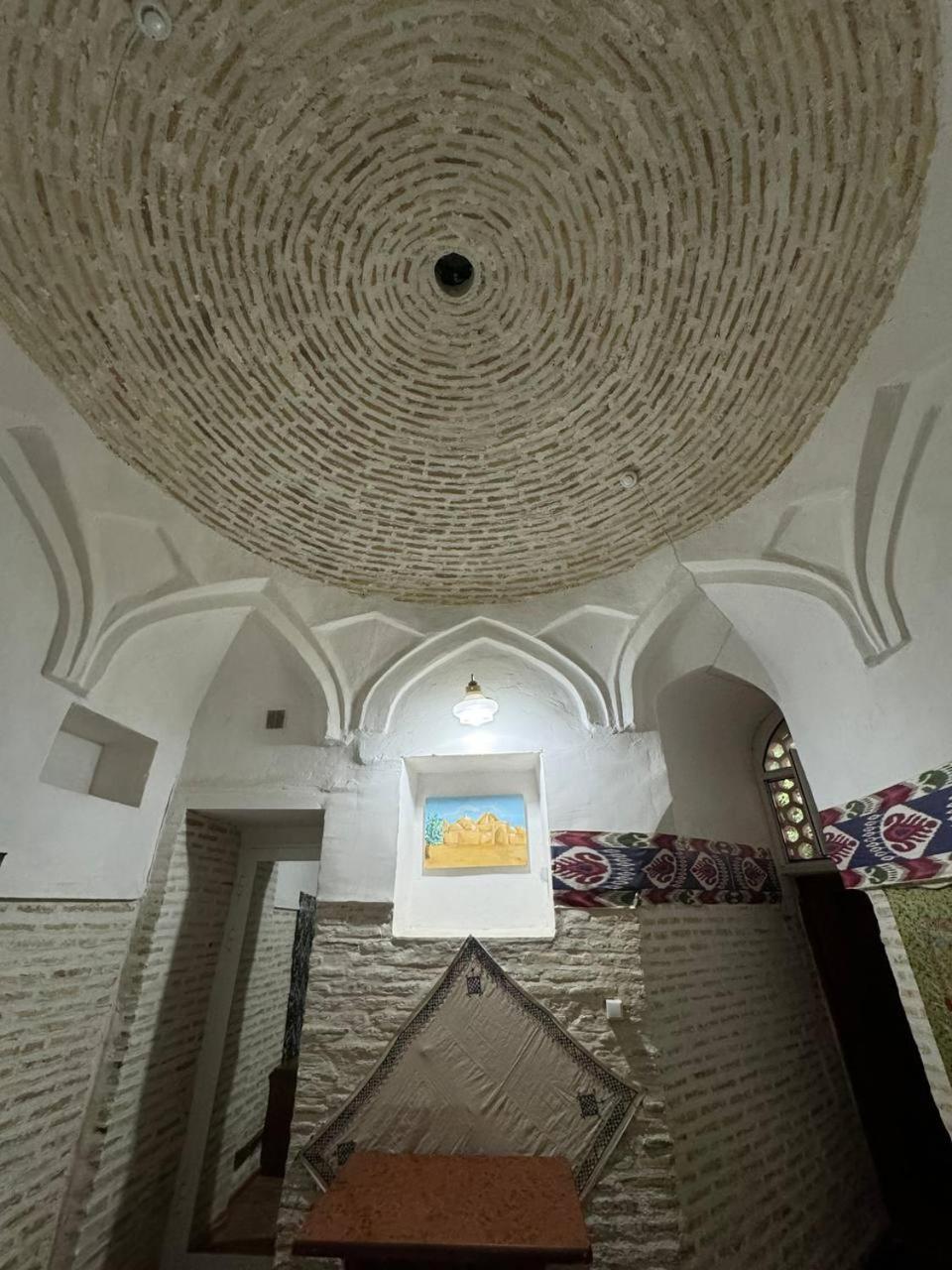 Ohun 18Th Century Caravansarai Бухара Екстер'єр фото