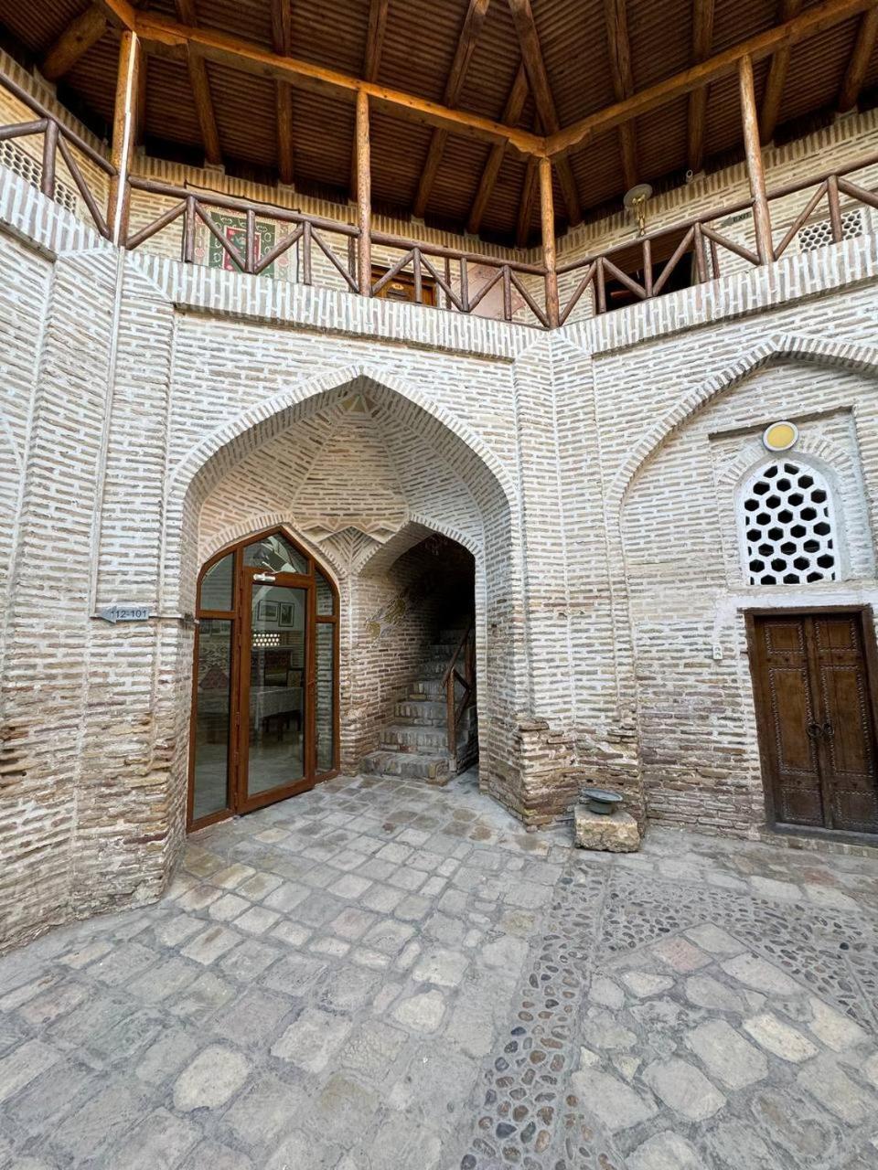 Ohun 18Th Century Caravansarai Бухара Екстер'єр фото