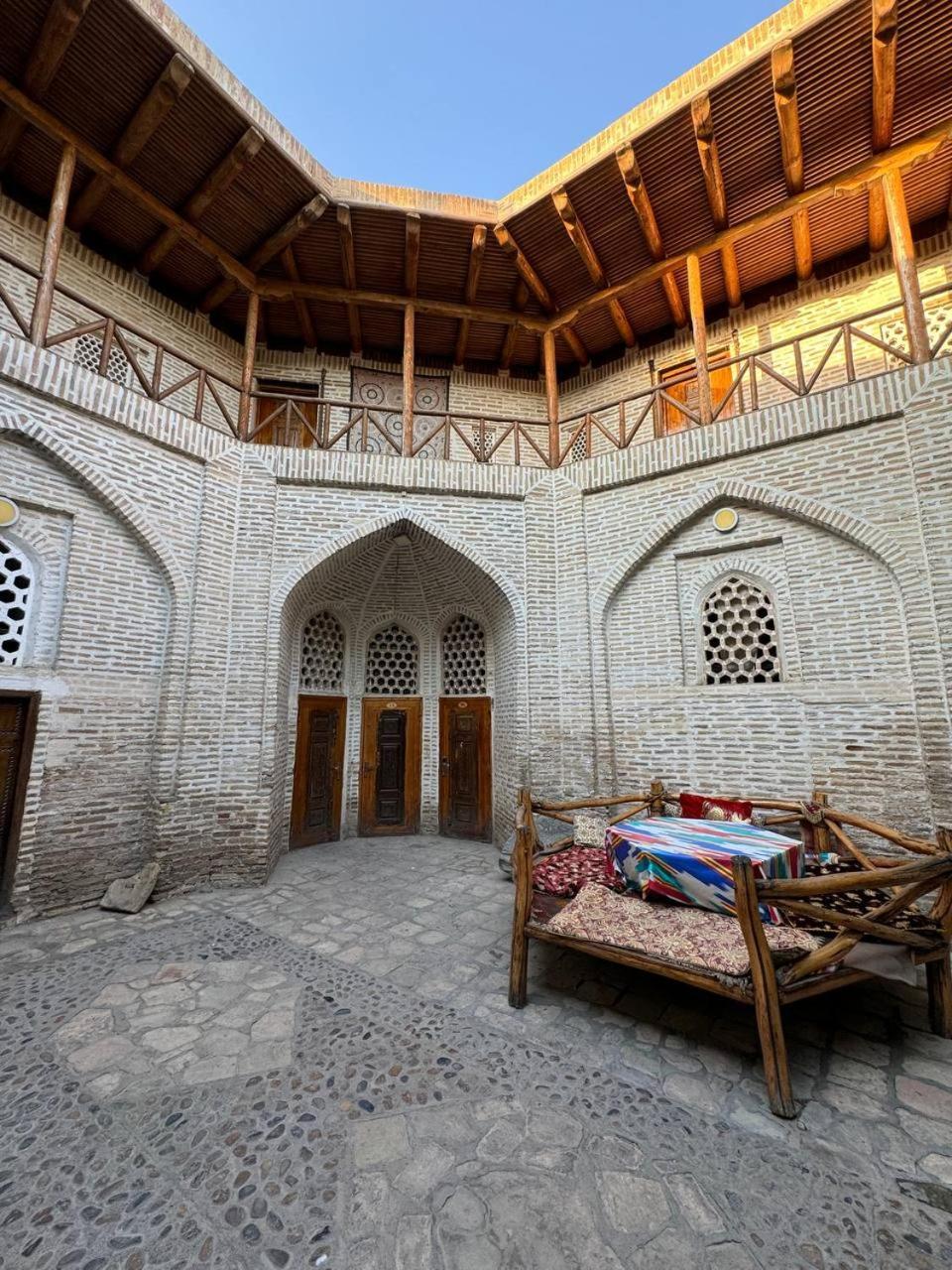 Ohun 18Th Century Caravansarai Бухара Екстер'єр фото
