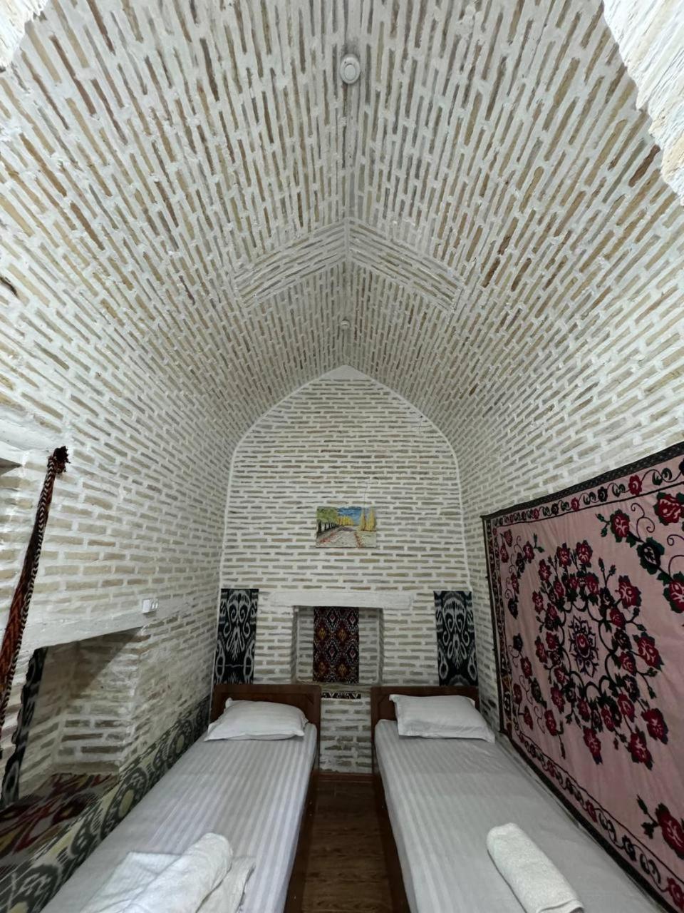 Ohun 18Th Century Caravansarai Бухара Екстер'єр фото
