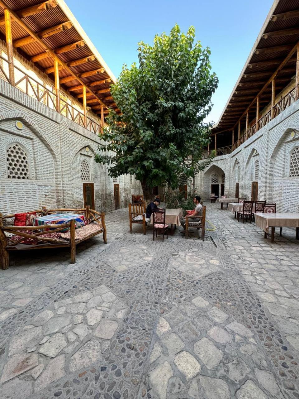 Ohun 18Th Century Caravansarai Бухара Екстер'єр фото