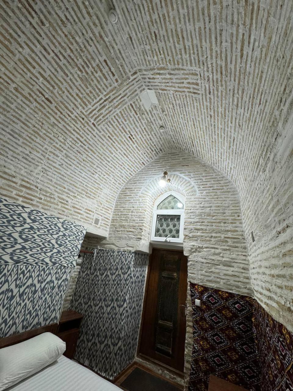 Ohun 18Th Century Caravansarai Бухара Екстер'єр фото